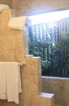 Serenity Cottages Shoal Bay Village Bagian luar foto